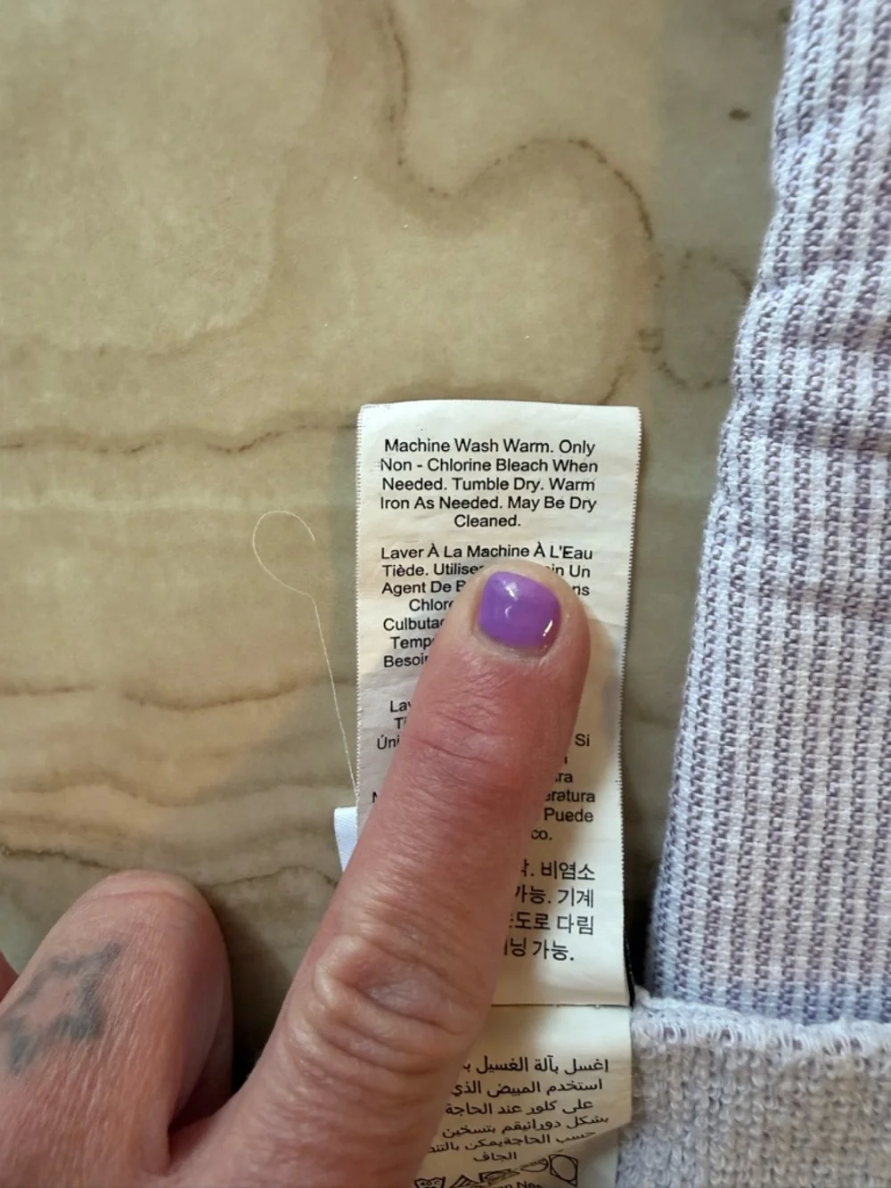 WILLIAMS SONOMA LAVENDER POTHOLDER & TEA TOWEL SET   NWOT  4 TOWELS-1 POTHOLDER